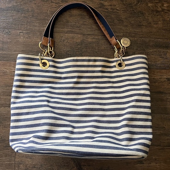 Tommy Hilfiger Handbags - Tommy Hilfiger Purse Navy And Cream Stripped